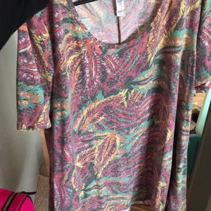 Lularoe perfect T